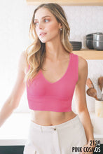 Cargar imagen en el visor de la galería, Plunge V-Neck Crop Top