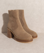 Load image into Gallery viewer, Oasis Society Alexandra - Platform Ankle Boots
