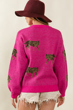 Cargar imagen en el visor de la galería, Tiger Pattern Sweater

