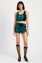 Cargar imagen en el visor de la galería, SEQUIN MINI SKIRT WITH SLIT
