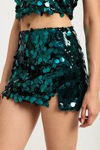 Cargar imagen en el visor de la galería, SEQUIN MINI SKIRT WITH SLIT
