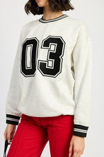 Cargar imagen en el visor de la galería, STRIPED COLLAR PULL OVER SWEATER
