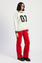 Cargar imagen en el visor de la galería, STRIPED COLLAR PULL OVER SWEATER
