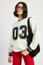 Cargar imagen en el visor de la galería, STRIPED COLLAR PULL OVER SWEATER
