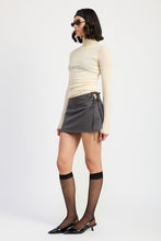 Cargar imagen en el visor de la galería, MINI LOW WAISTED SKIRT WITH RIBBON TIES
