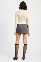 Cargar imagen en el visor de la galería, MINI LOW WAISTED SKIRT WITH RIBBON TIES
