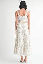 Load image into Gallery viewer, FLORAL TIERED MAXI SKIRT
