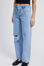 Cargar imagen en el visor de la galería, LAYERED STRAIGHT LEG DENIM PANT
