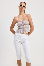 Load image into Gallery viewer, FLORAL TIERED  RUFFLE TOP
