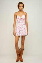 Load image into Gallery viewer, PINK FLORAL CLIP-DOT V-NECK SLEEVELESS MINI DRESS
