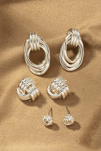 Cargar imagen en el visor de la galería, Premium trio metal knot and hoop earrings
